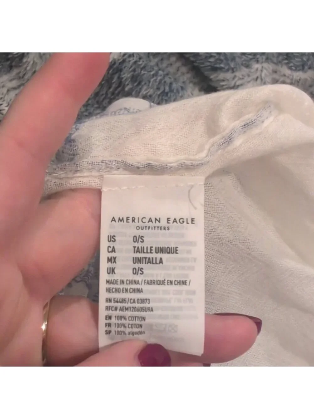 American Eagle White And Blue Porcelain Type Pattern Poncho Shawl
